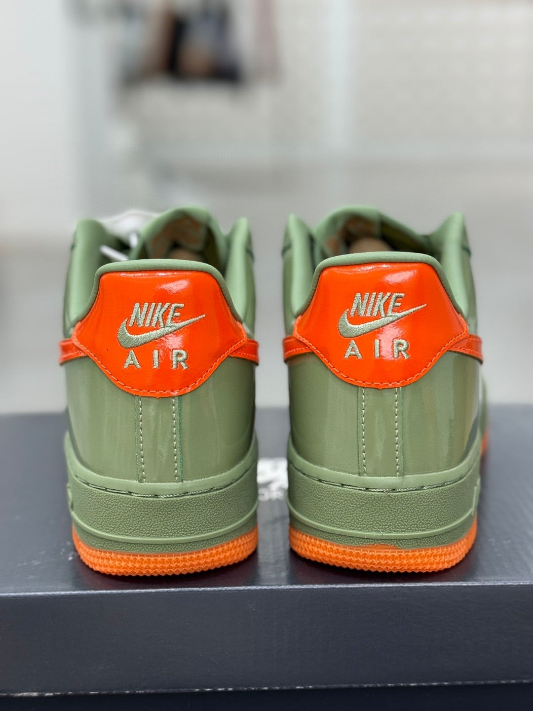 Air force one low