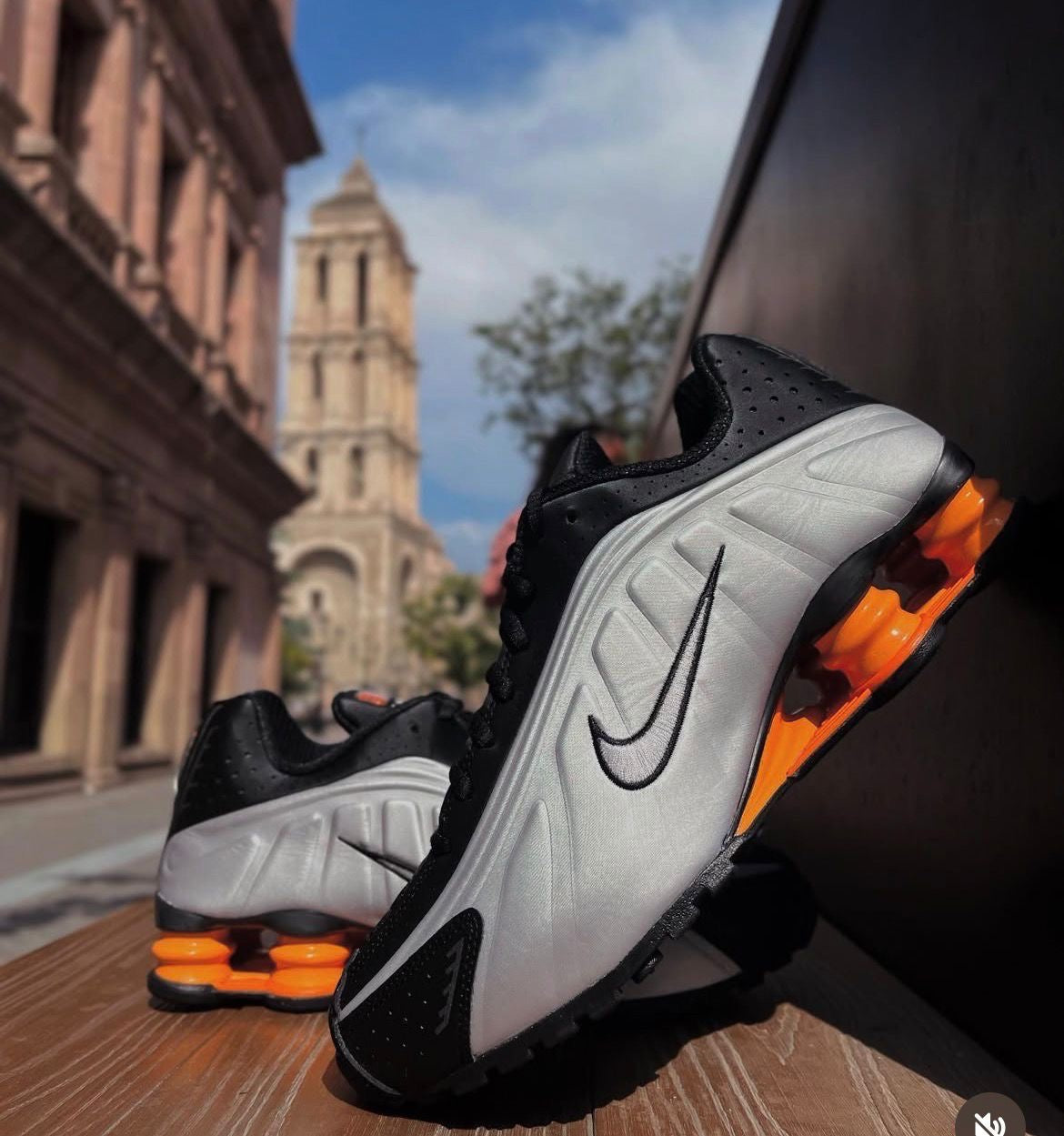 Nike shox r4