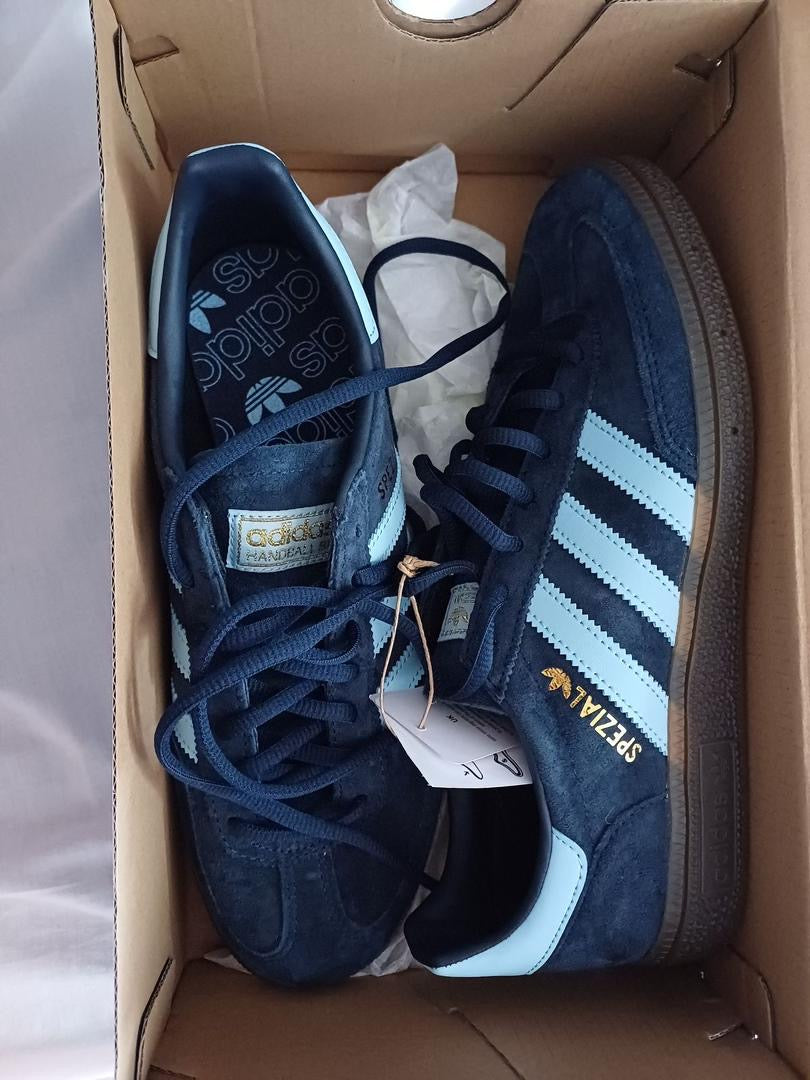 Adidas spezial