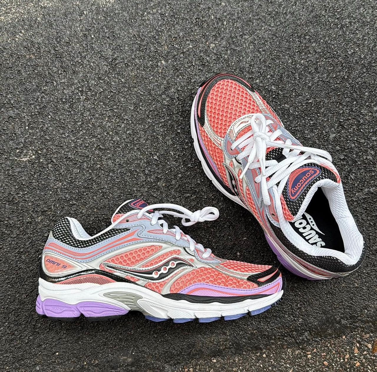 Saucony
