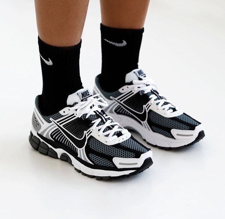 Nike VOMERO 5