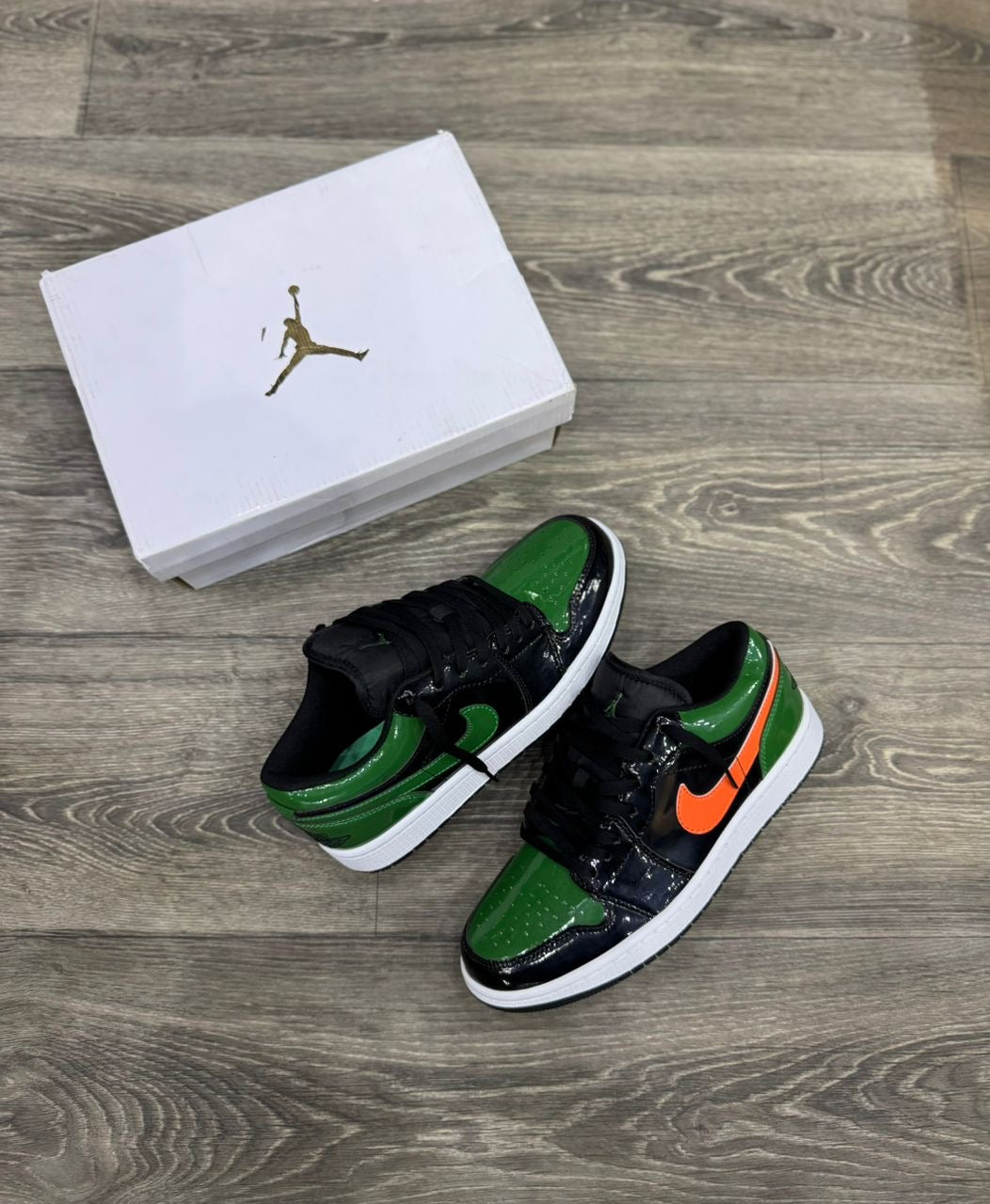 Jordan one low