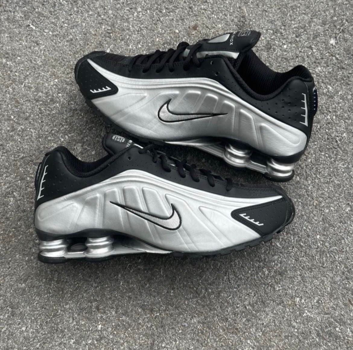 Nike shox r4