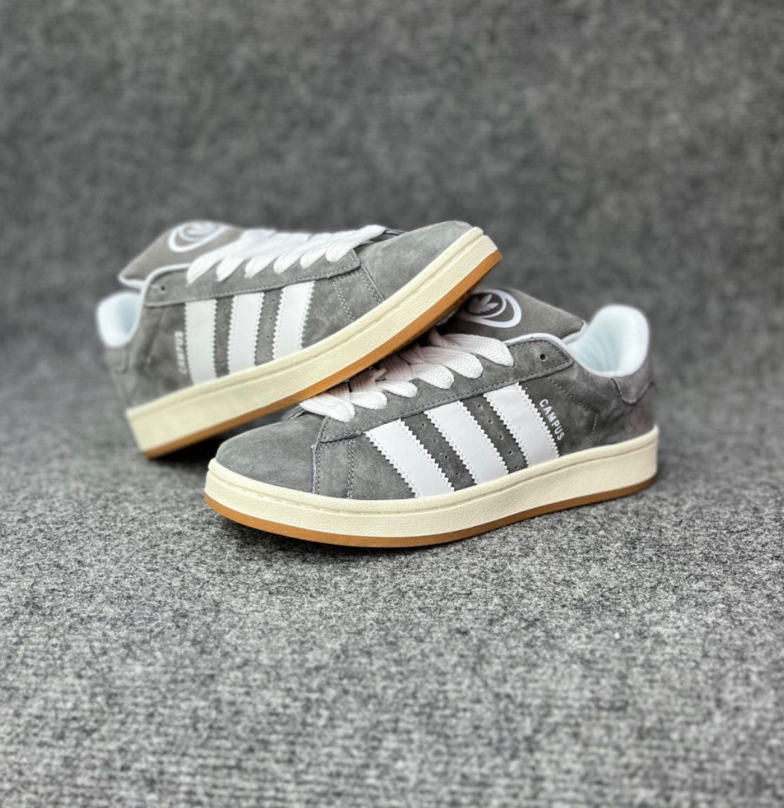 Adidas campus