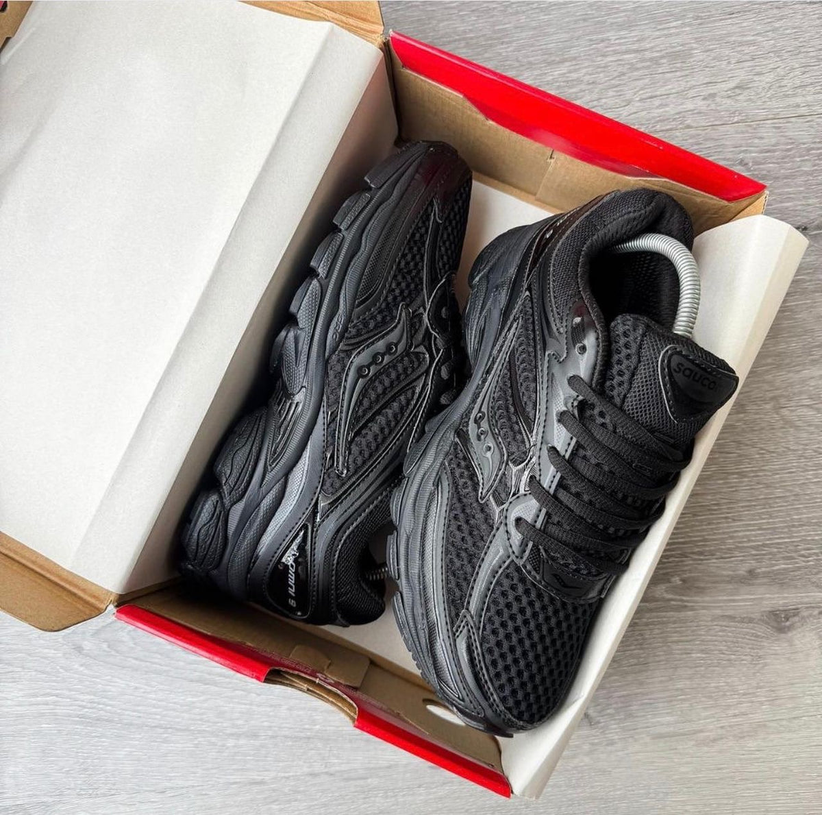 Saucony