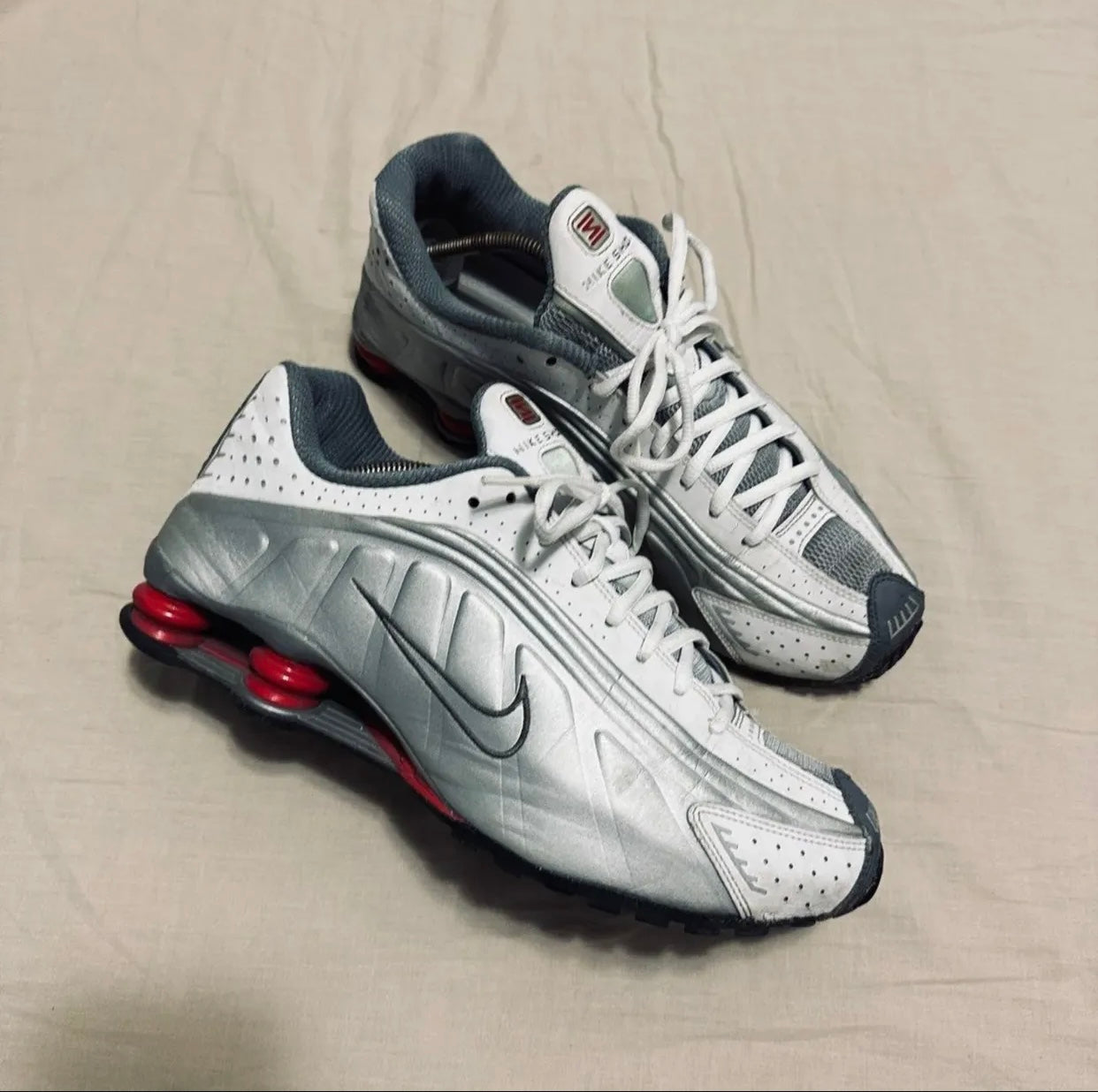 Nike shox r4