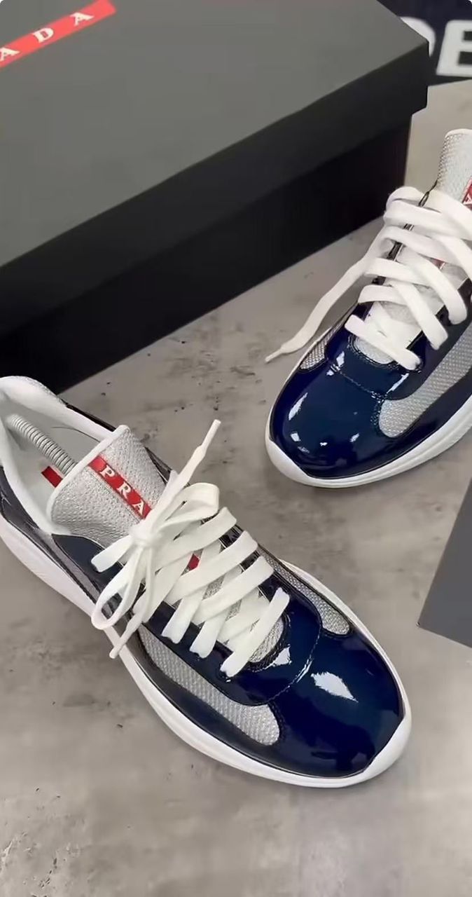 Prada  america
