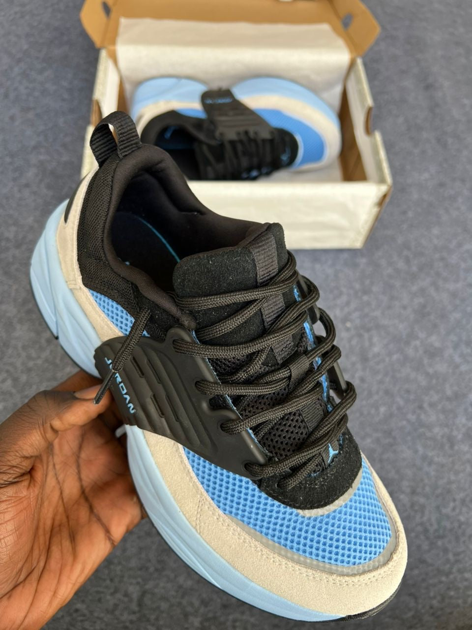 Jordan trunner