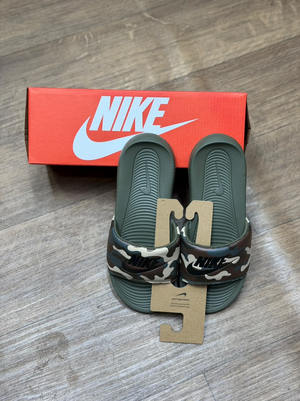 Sandales Nike originale