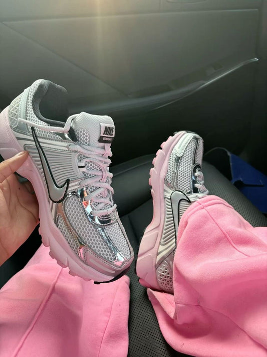 Nike VOMERO