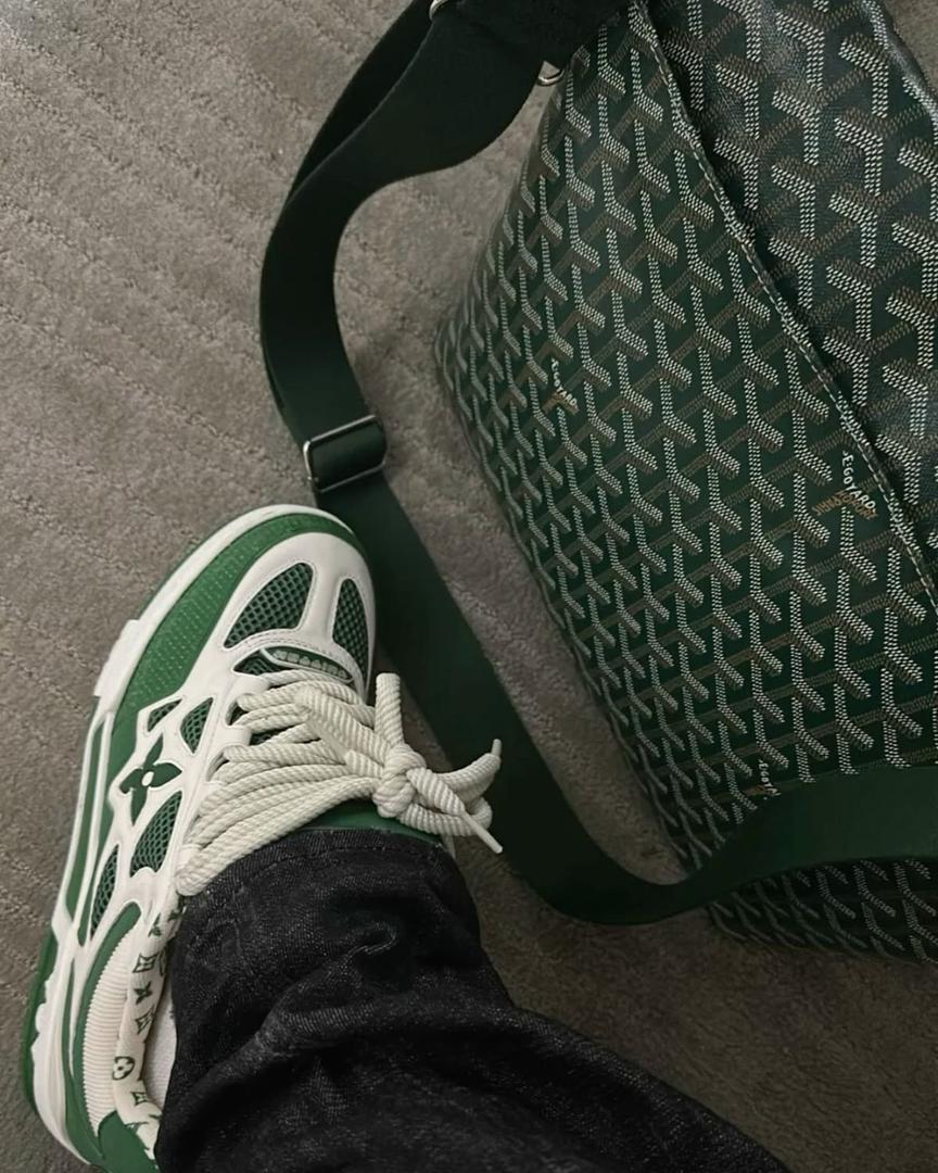 Louis Vuitton s4