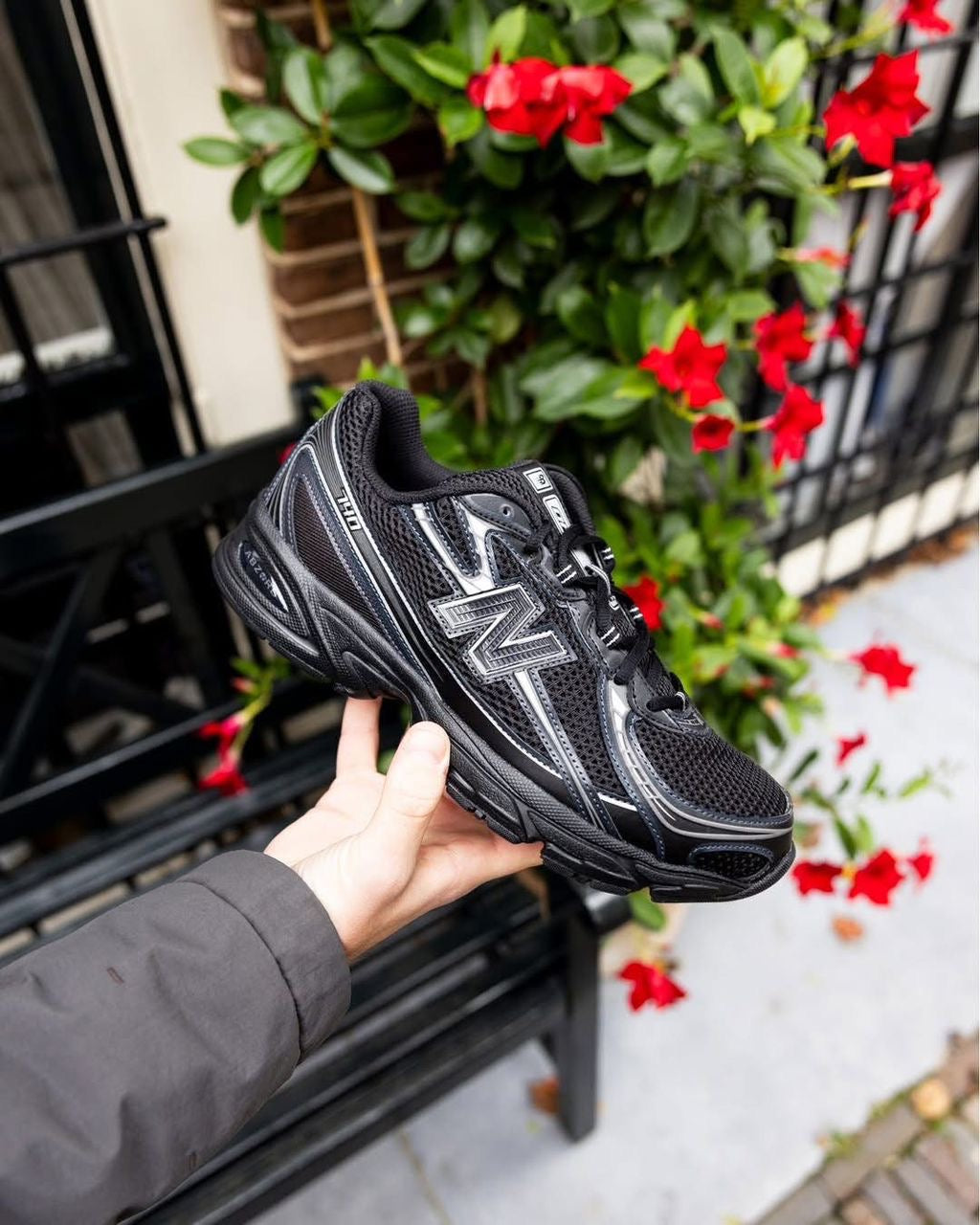 New balance 740