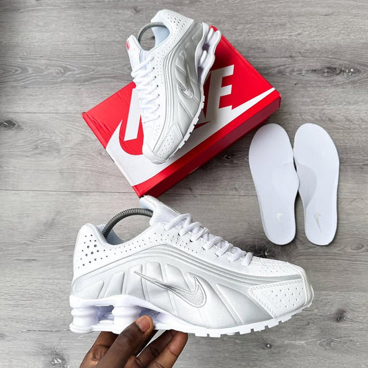 Nike shox r4