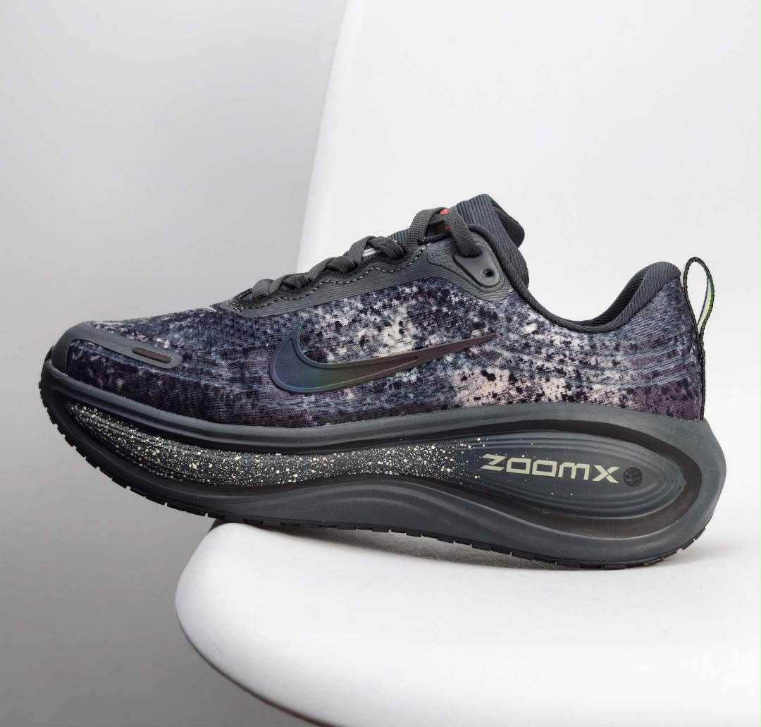 Nike VOMERO