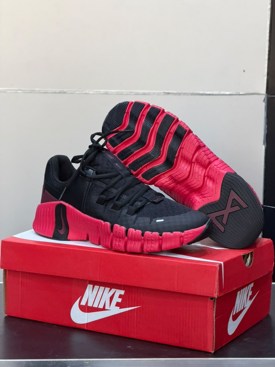 Nike frère 6