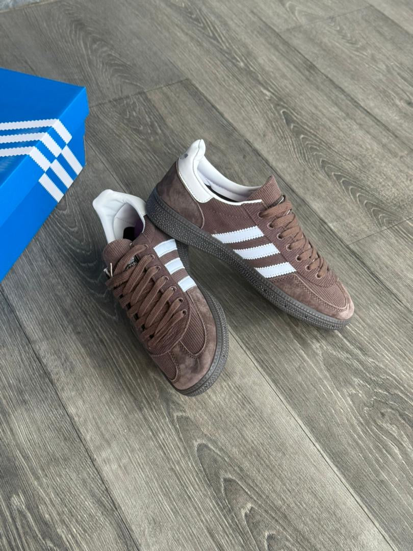 Adidas spézial