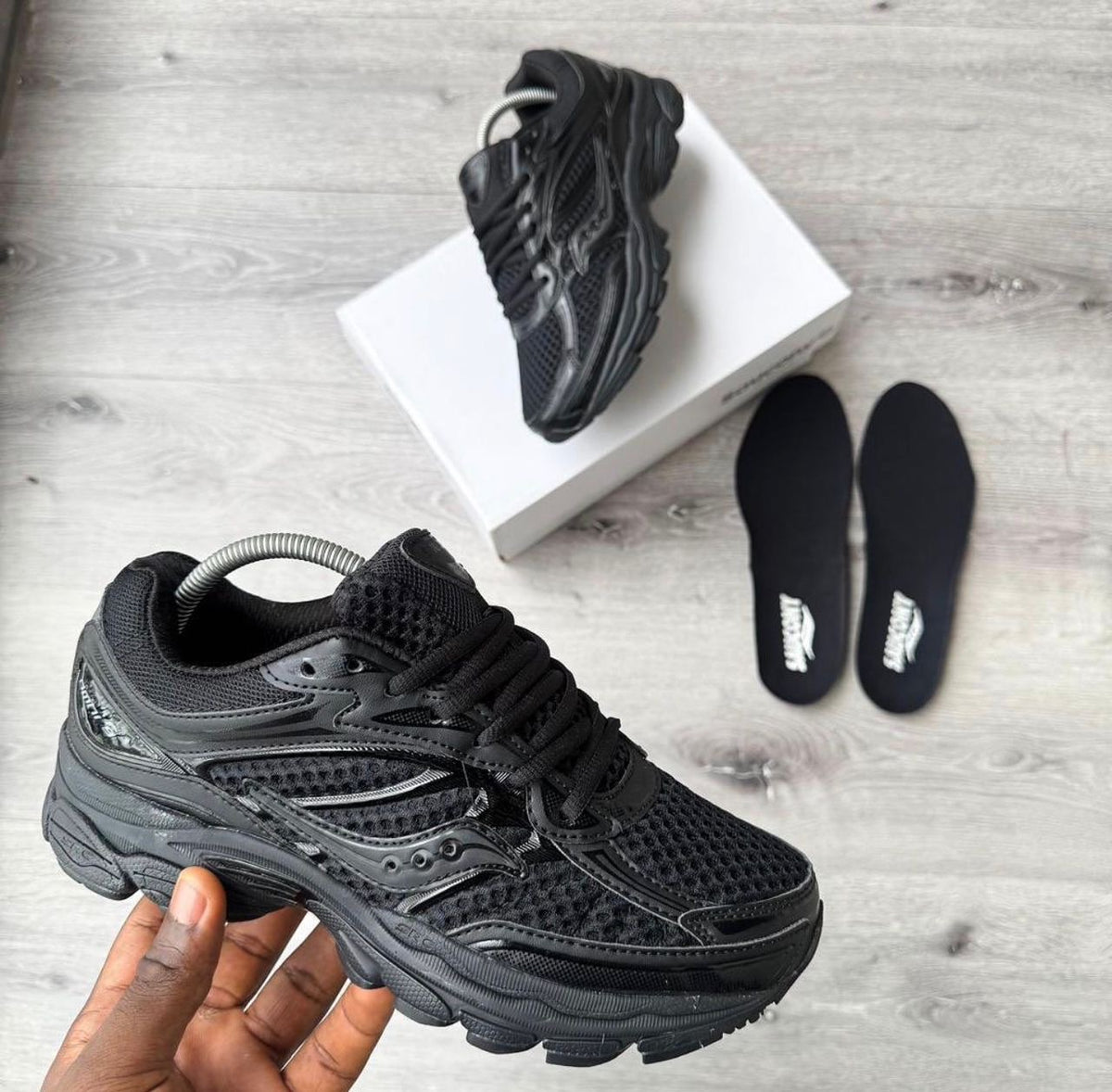Saucony