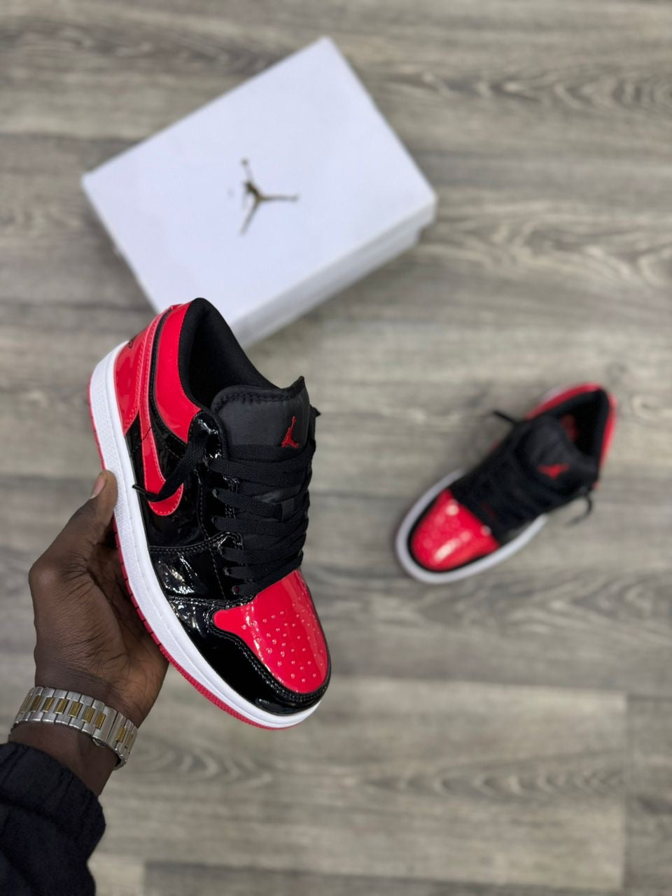 Jordan one low
