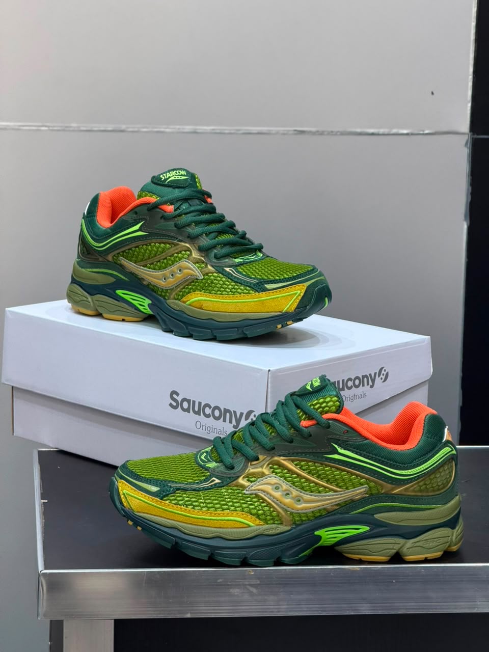 Saucony