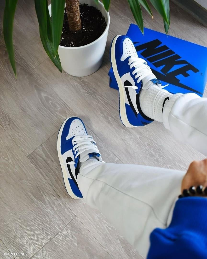 Nike Jordan low