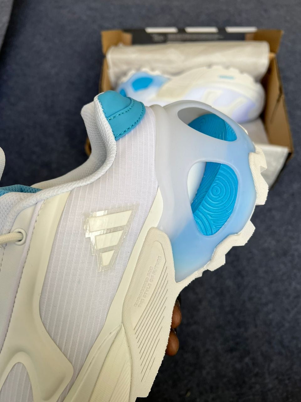 Adidas wonder runner