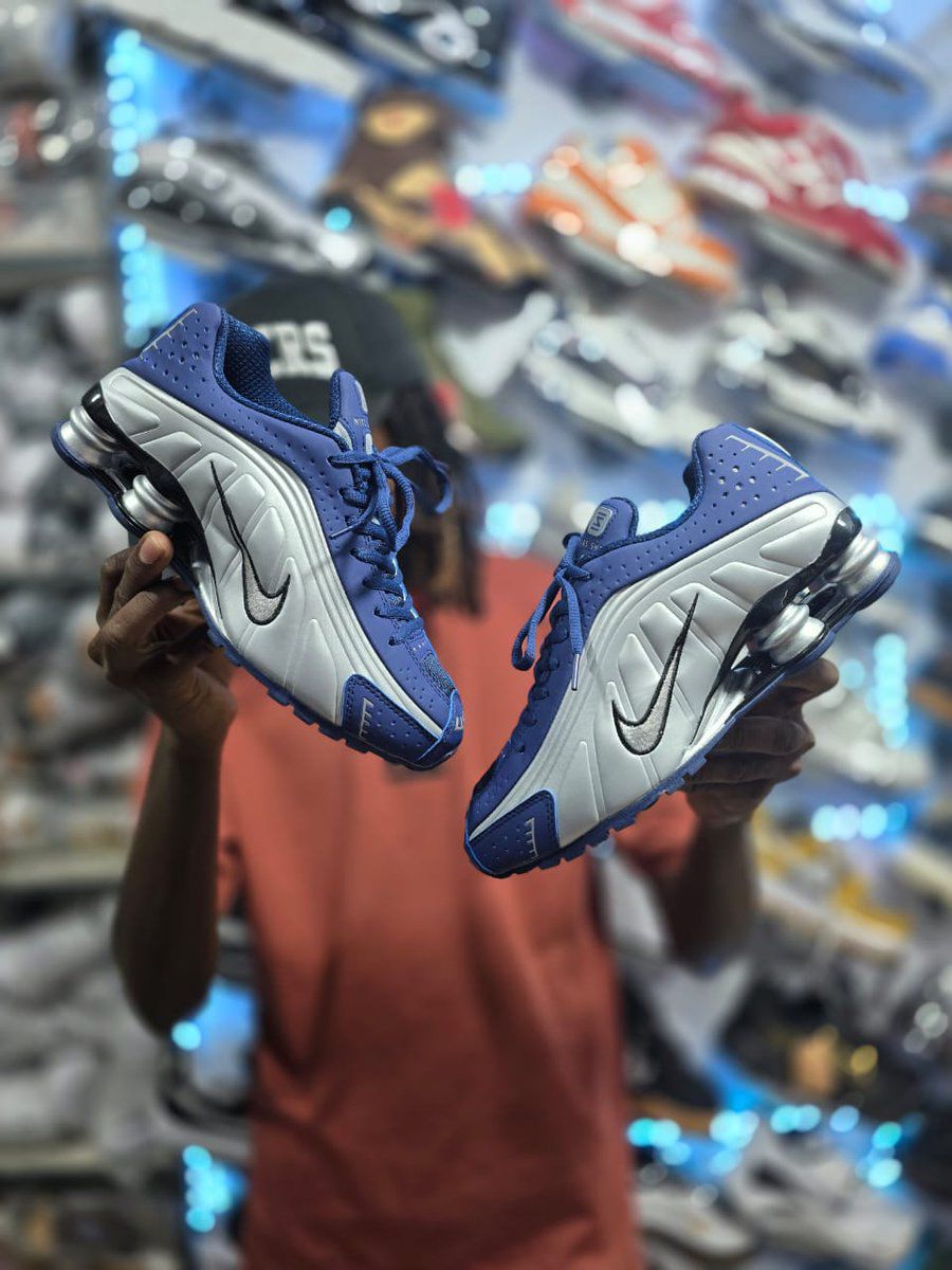 Nike shox r4