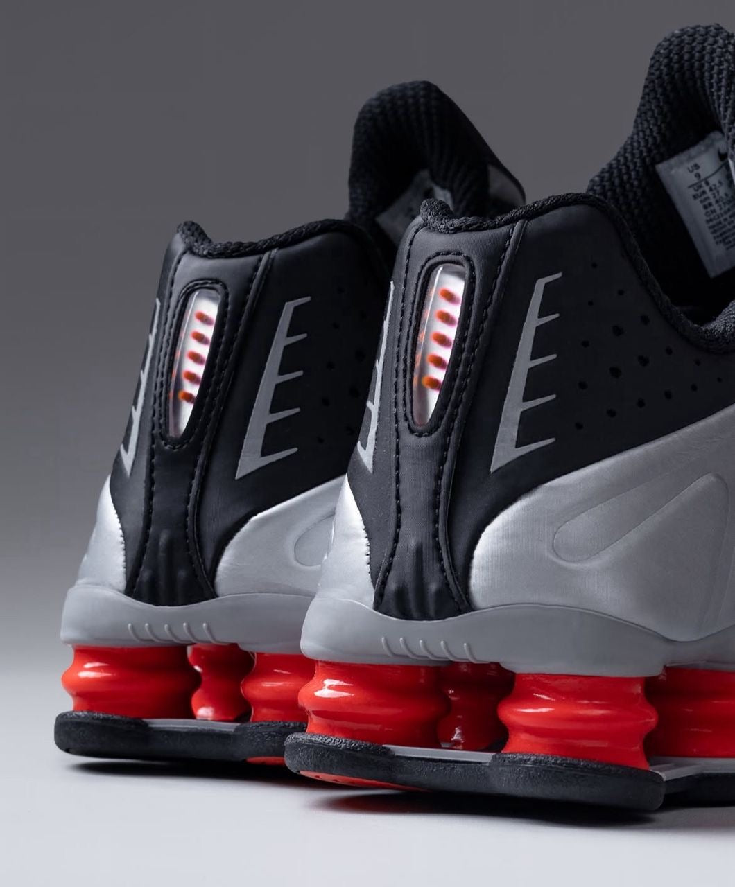 Nike shox r4
