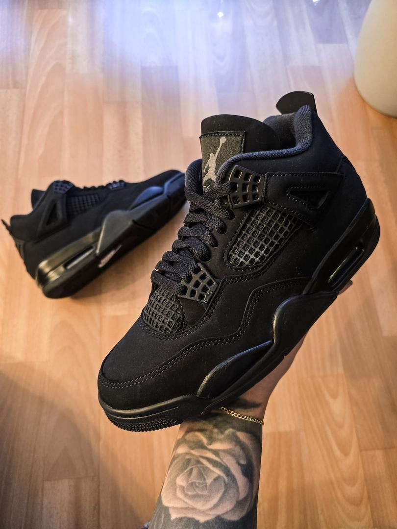 Jordan 4