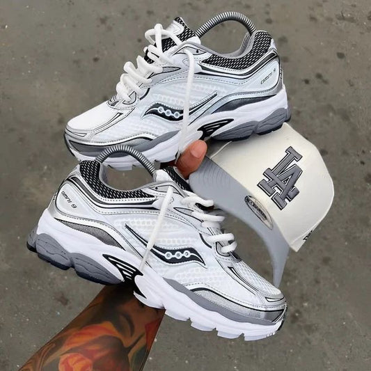 Saucony