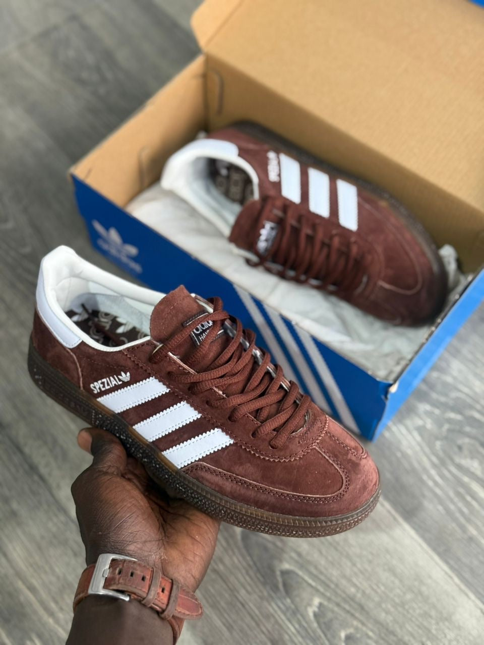 Adidas spézial