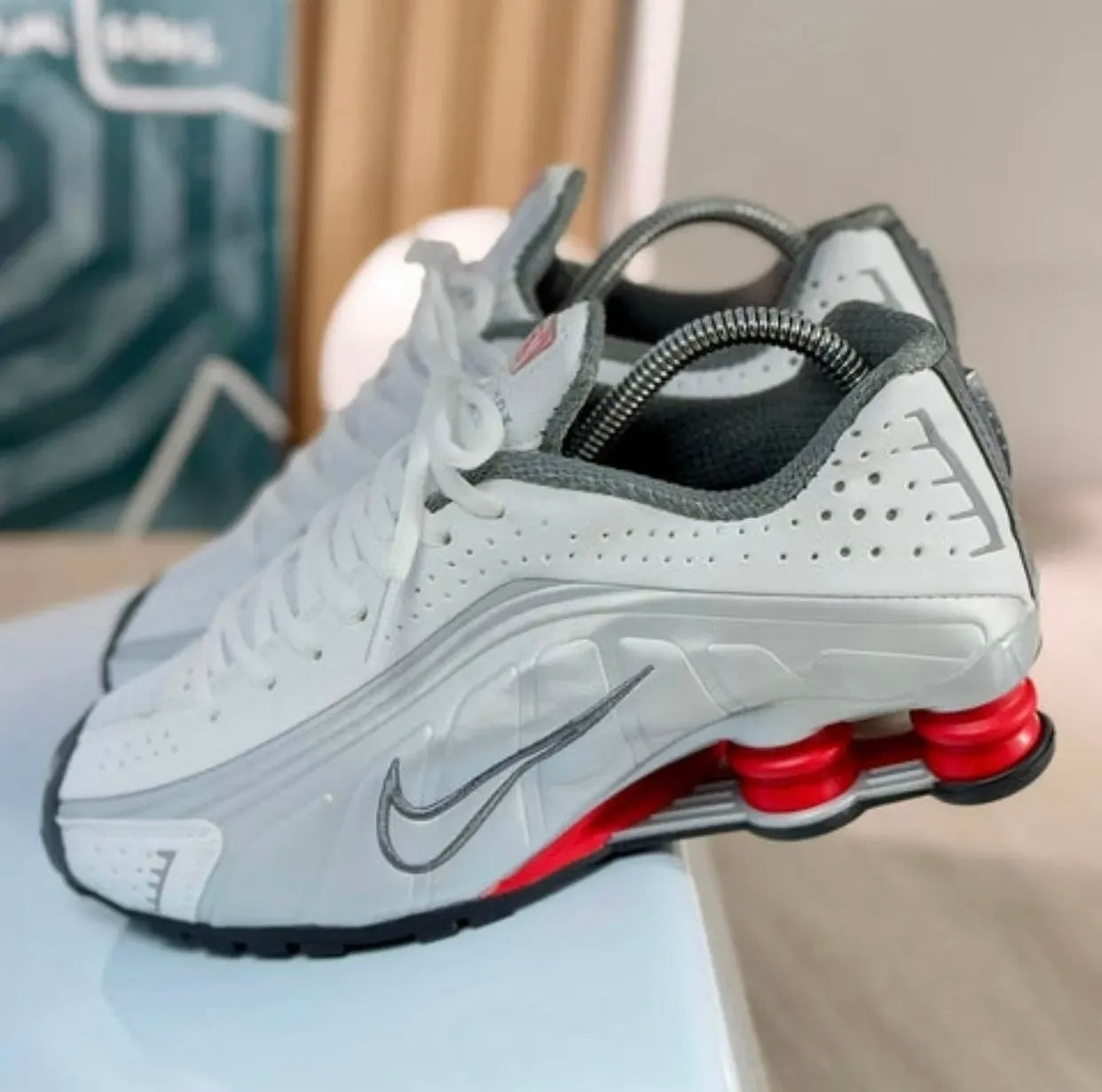 Nike shox r4