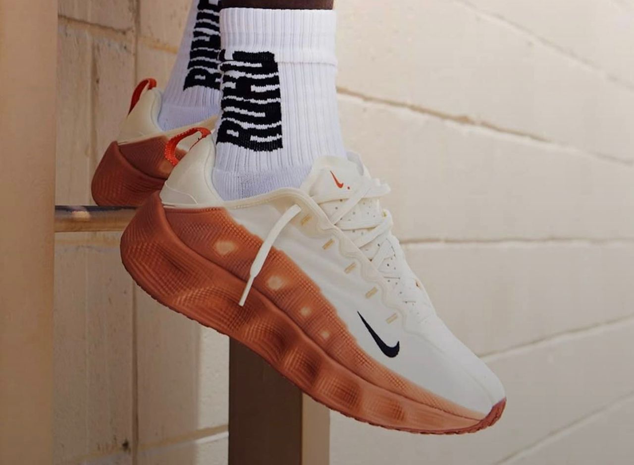 Nike ava rover