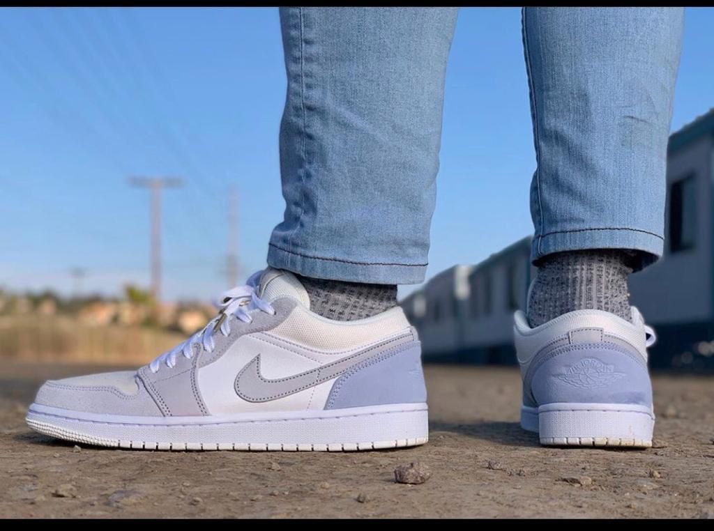 Jordan one low