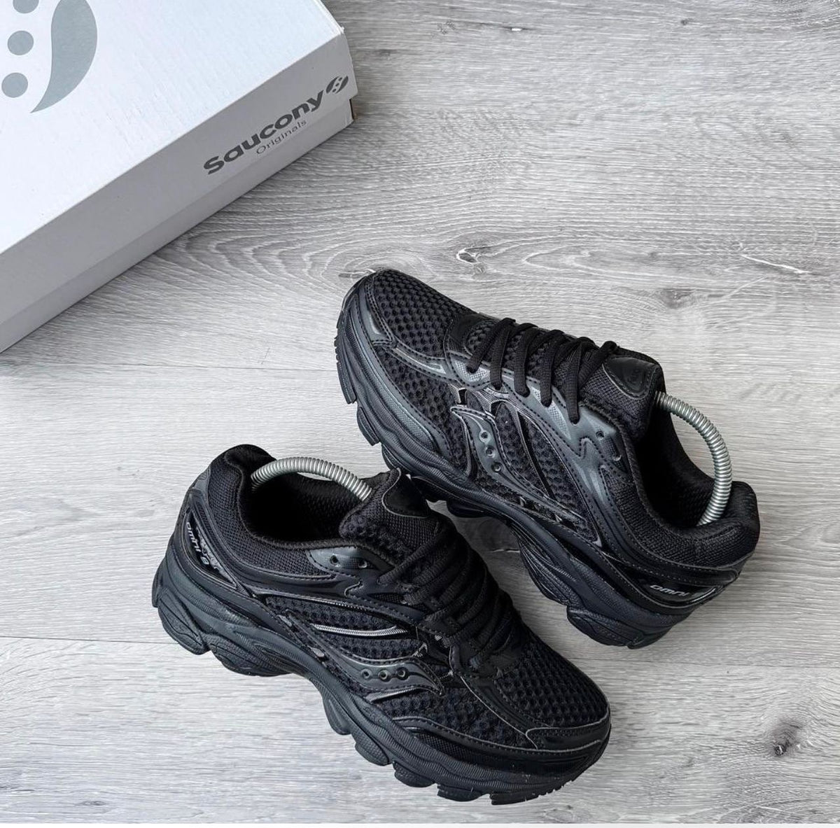 Saucony
