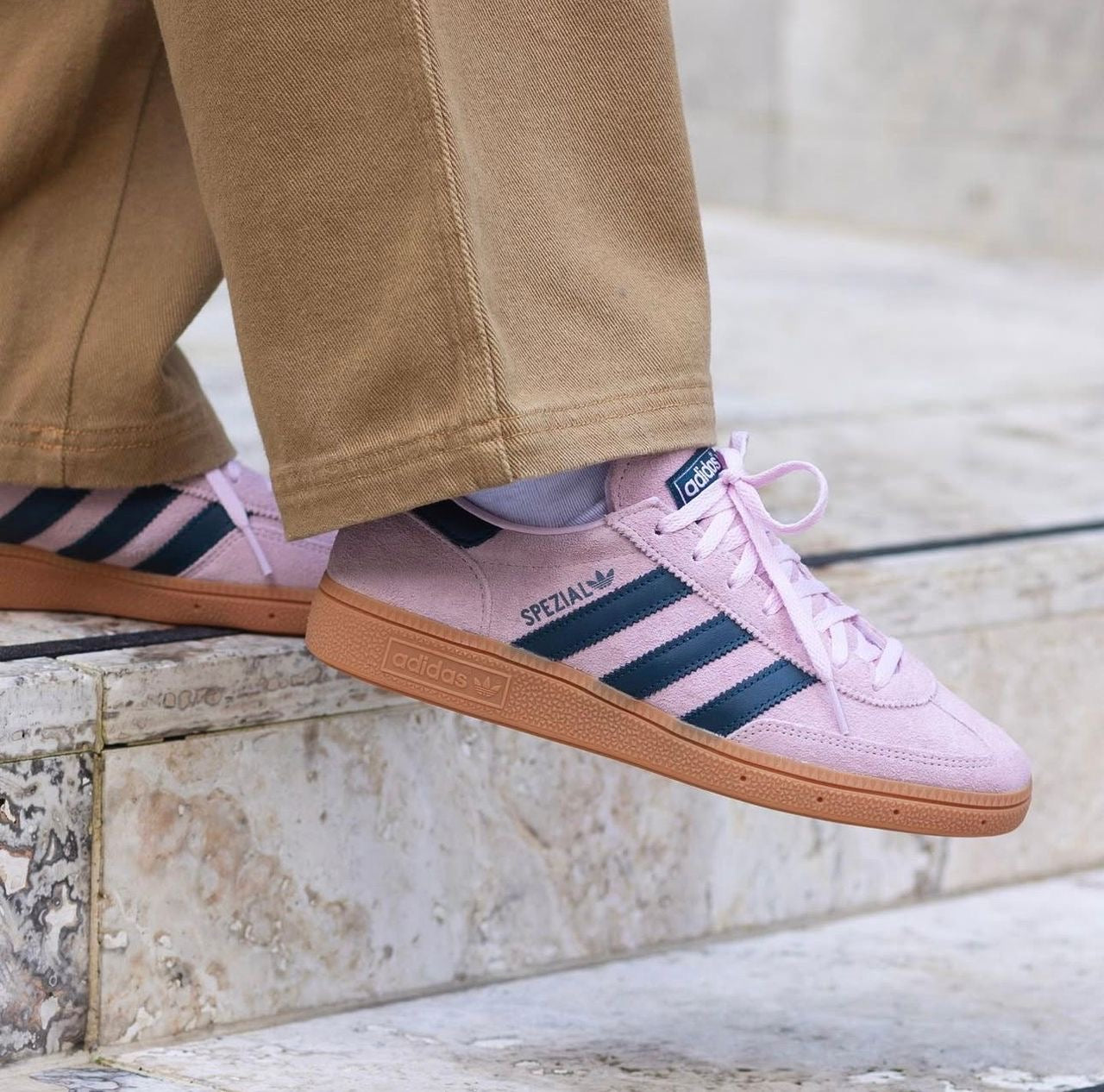Adidas spézial