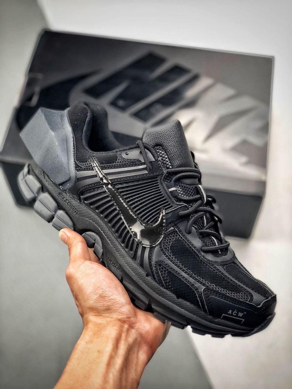 Nike VOMERO 5 black