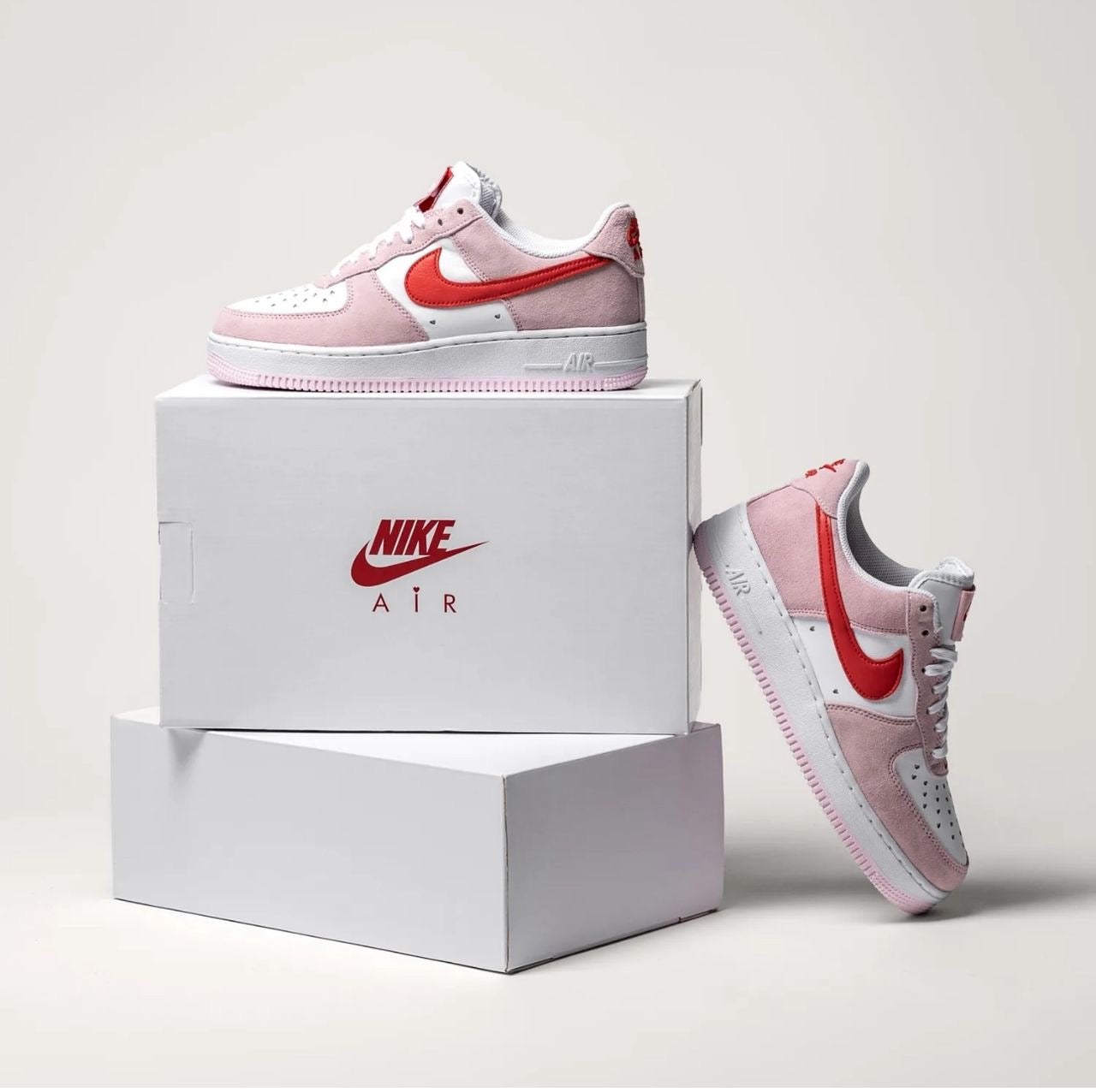 Nike air force love