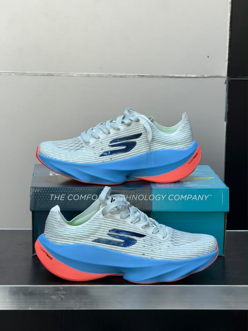 Skechers