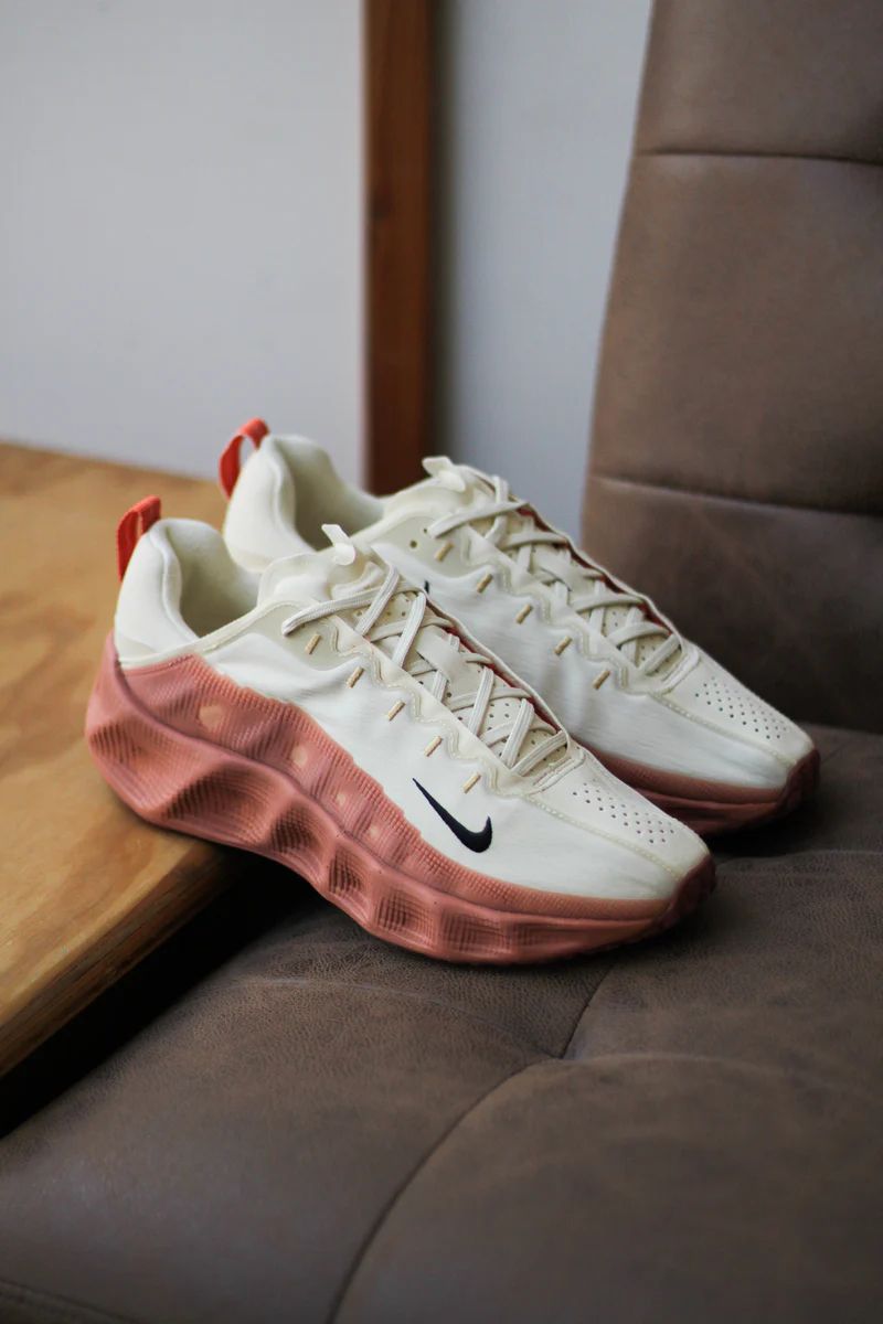 Nike ava rover