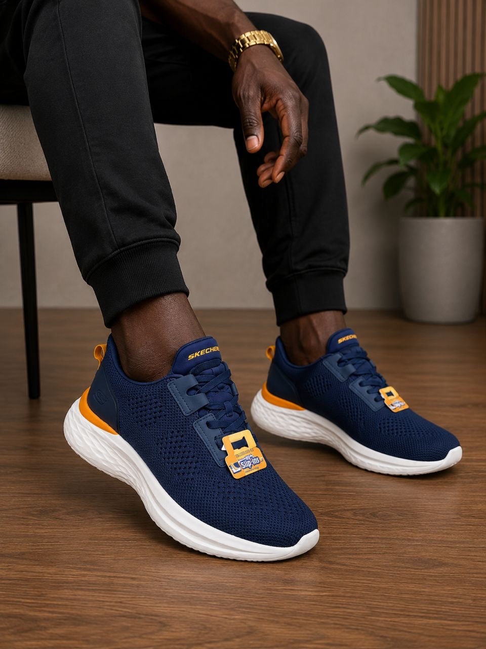 SKECHERS
