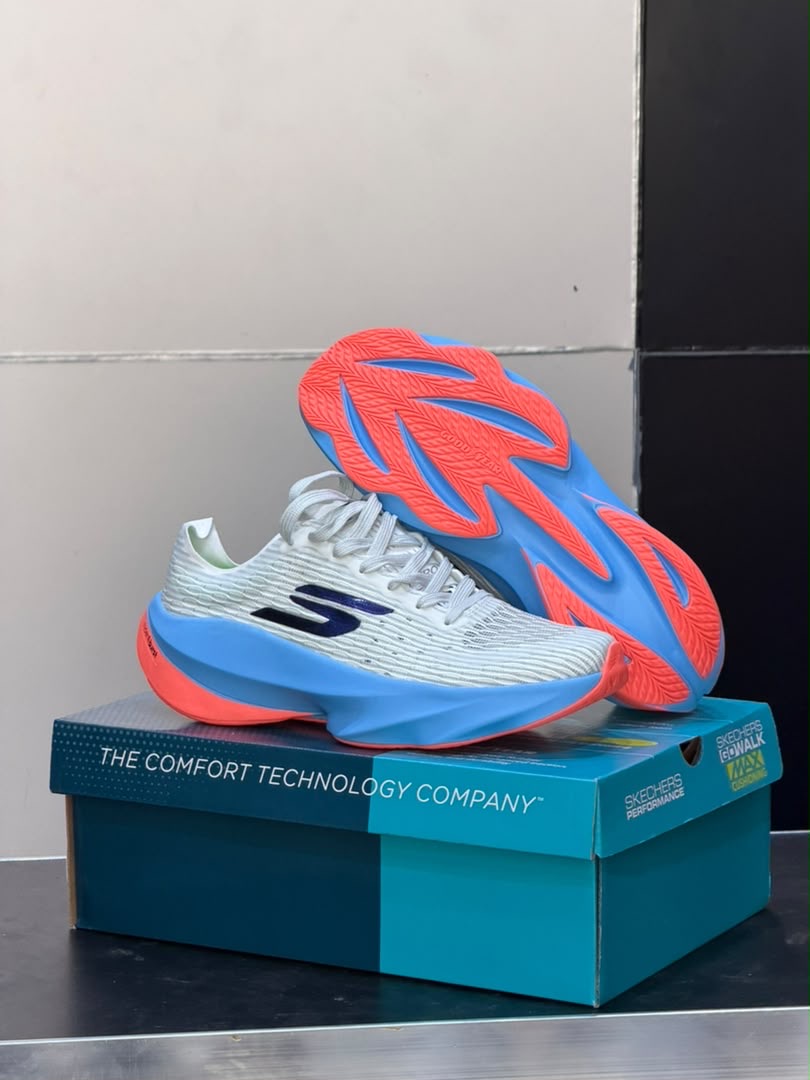 Skechers