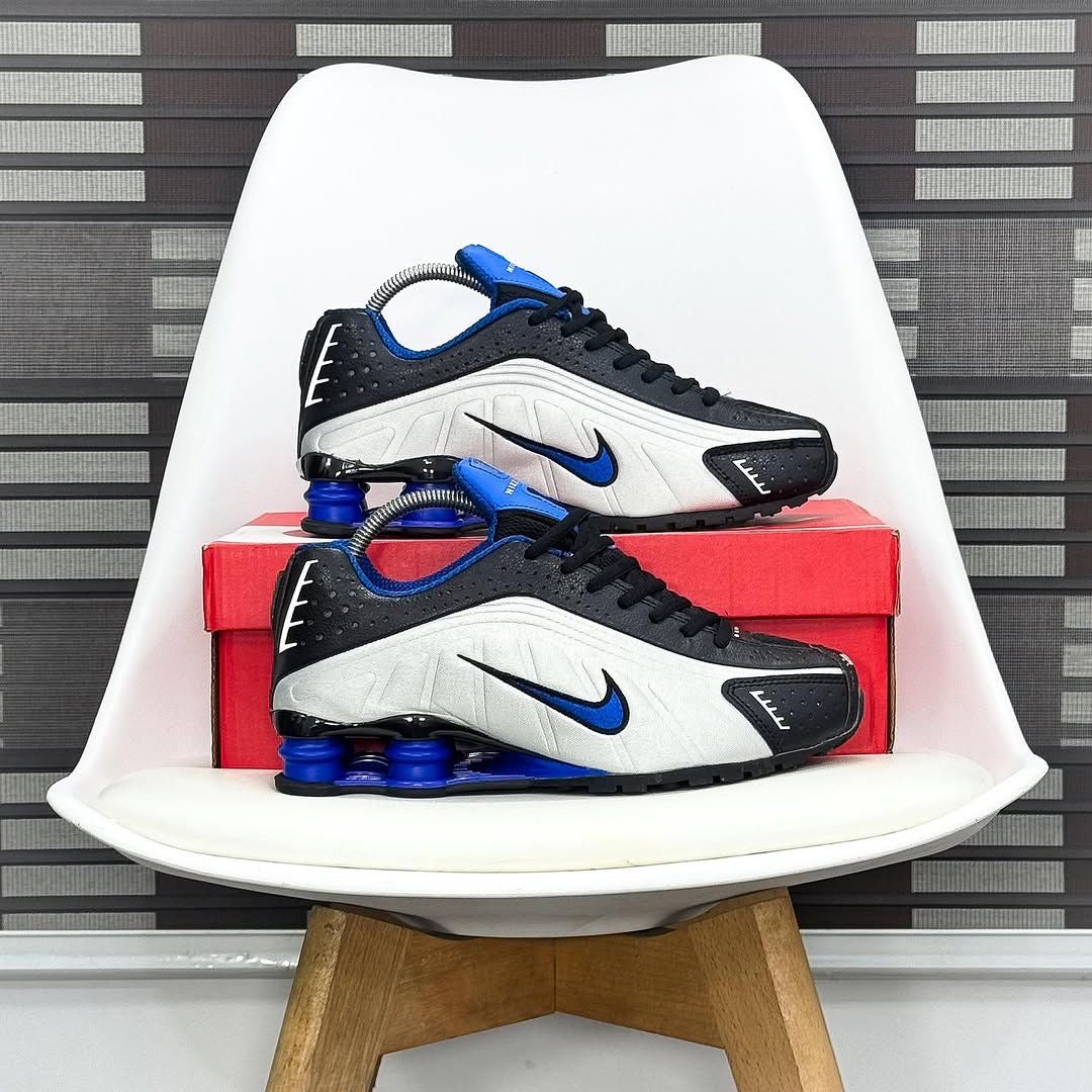 Nike shox r4