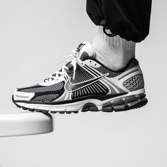 Nike VOMERO 5