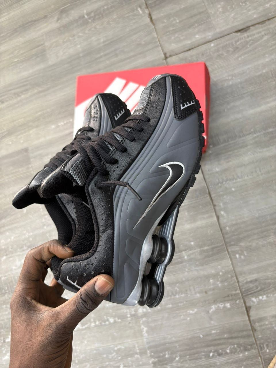 Nike shox r4
