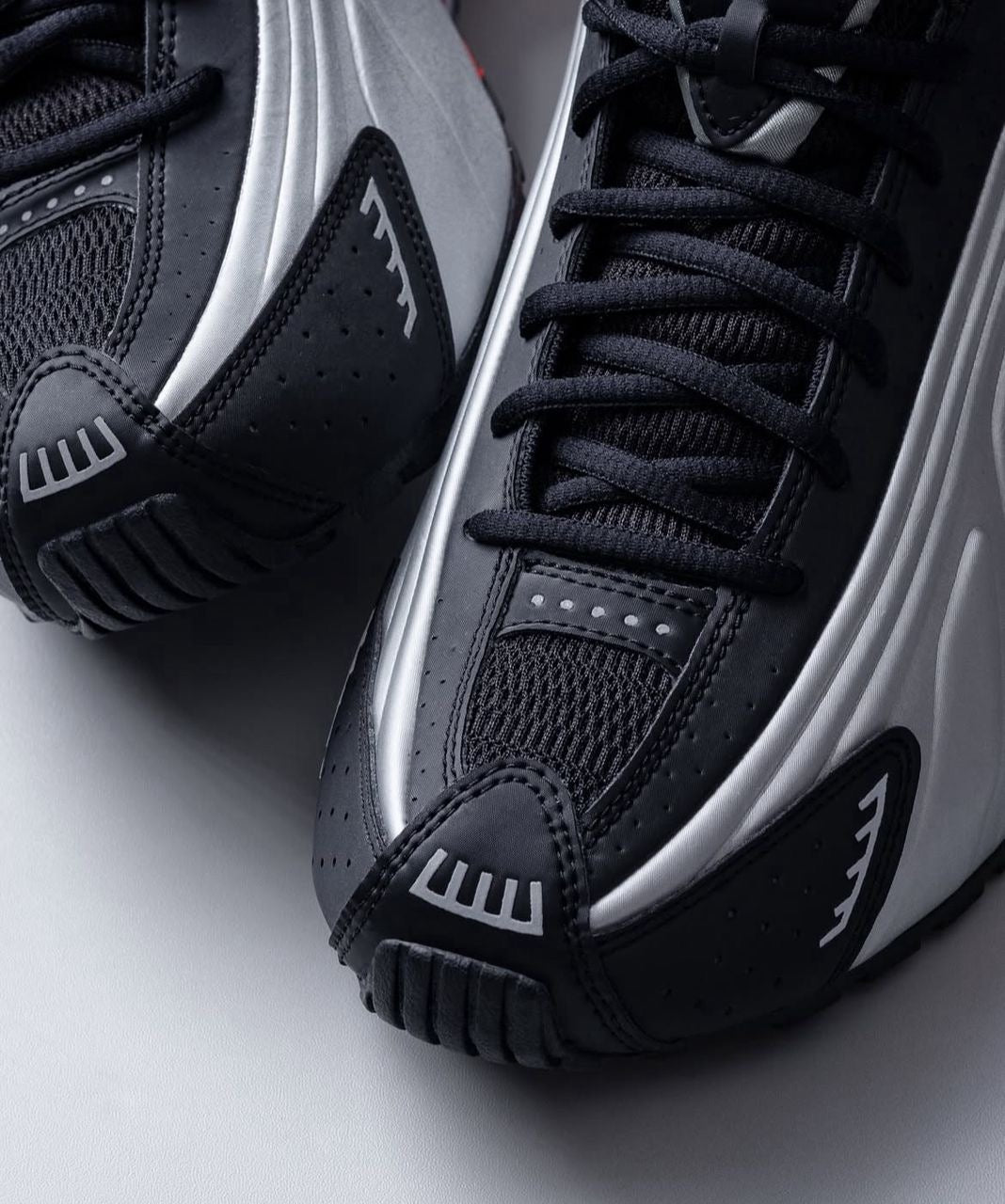 Nike shox r4