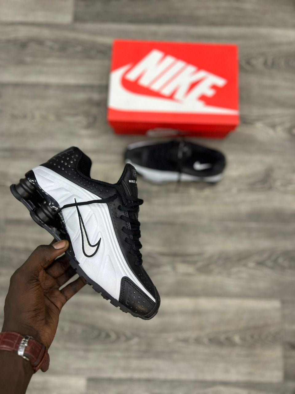 Nike shox r4