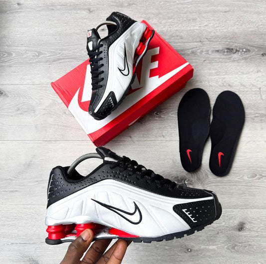 Nike shox r4