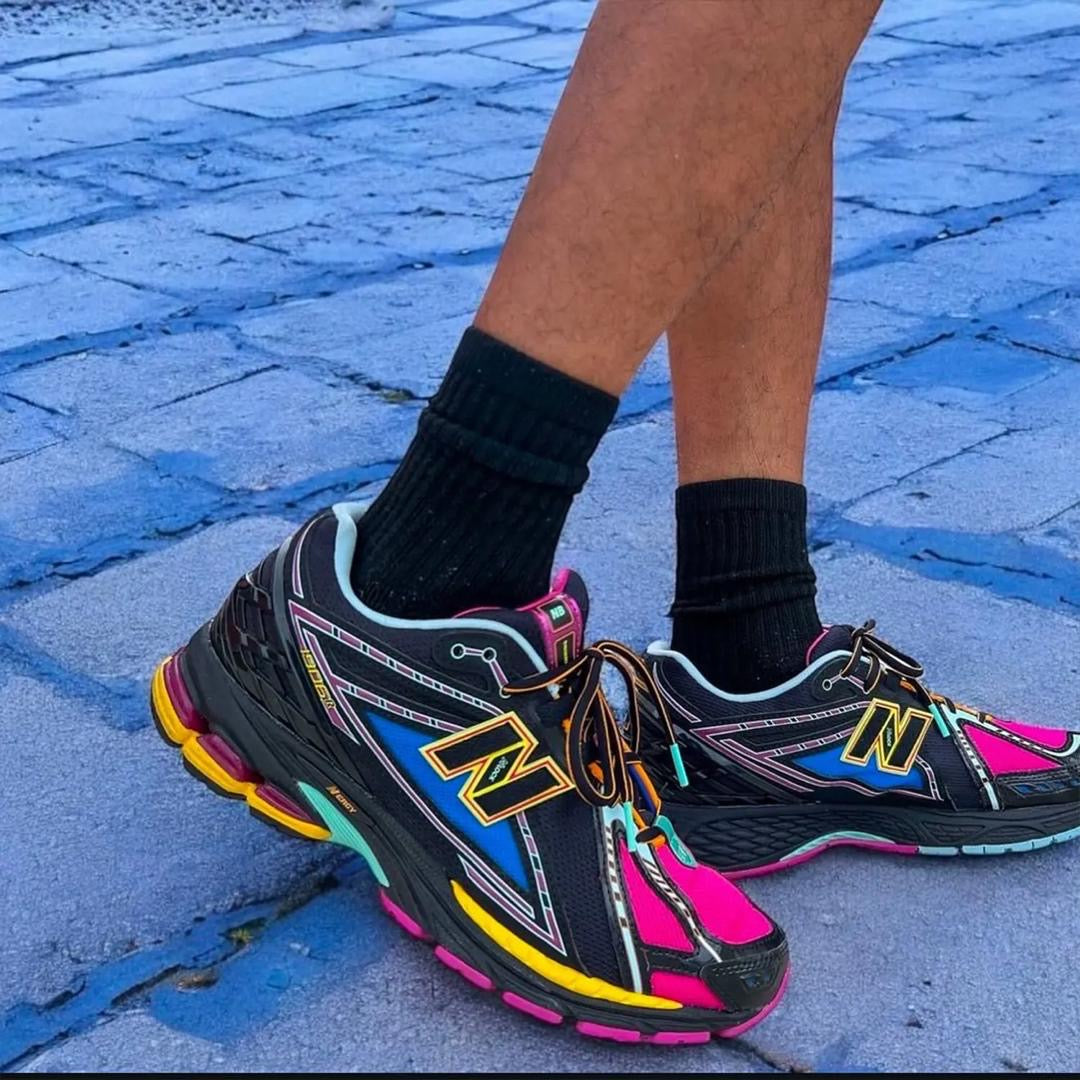 New balance 1906r néon