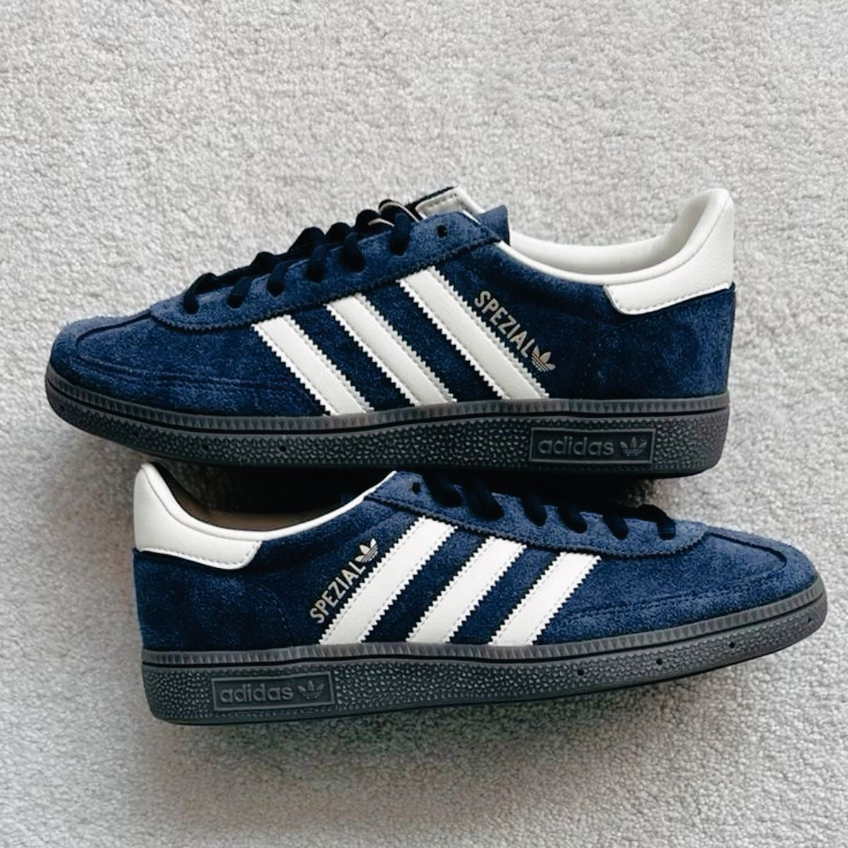 Adidas spézial