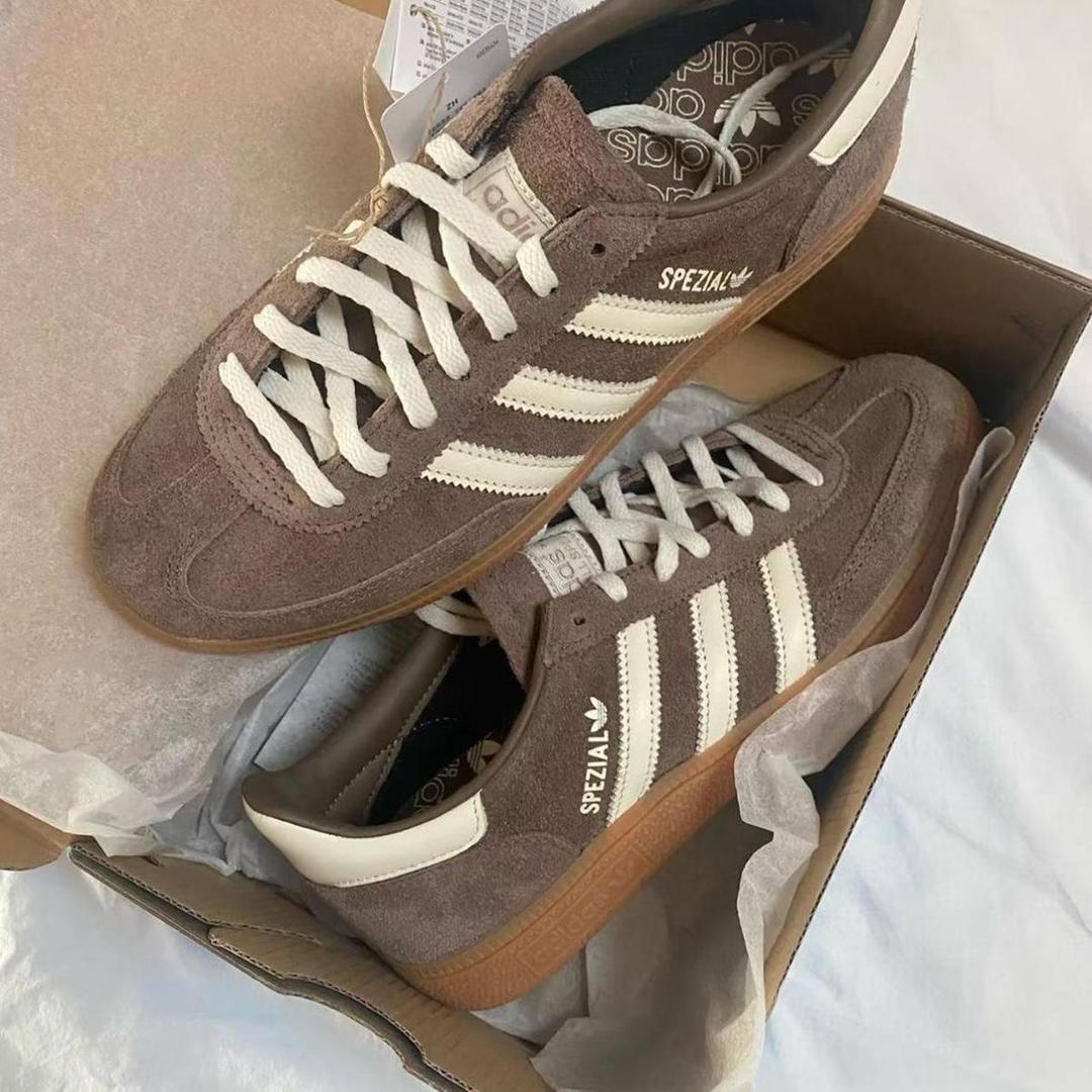 Adidas spézial